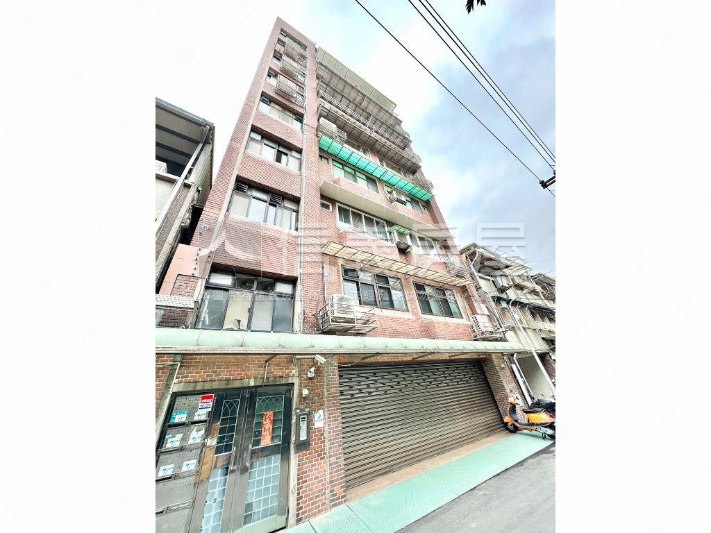 稀有獨棟電梯大空間房屋室內格局與周邊環境