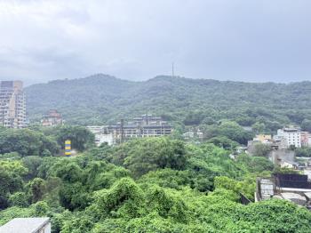 北投電梯大空間