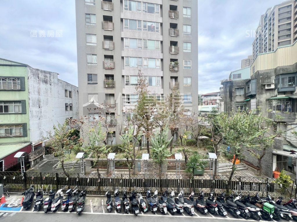 松江街江翠捷運採光三樓房屋室內格局與周邊環境