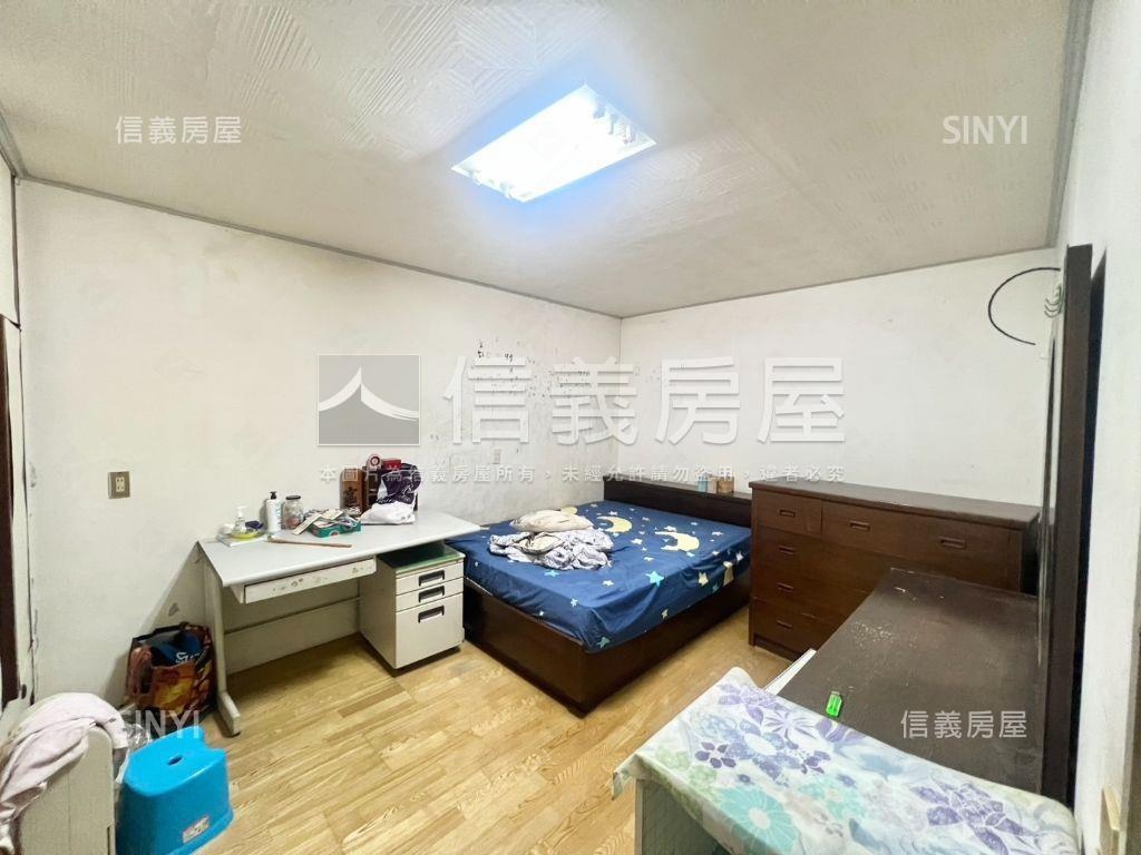 松江街江翠捷運採光三樓房屋室內格局與周邊環境