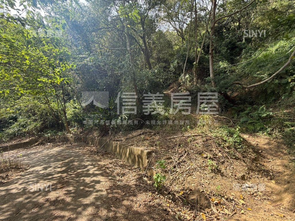 苗栗萬坪土地房屋室內格局與周邊環境