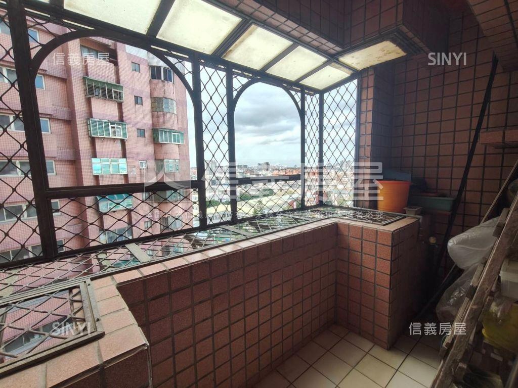 皇家宮廷採光美三房房屋室內格局與周邊環境