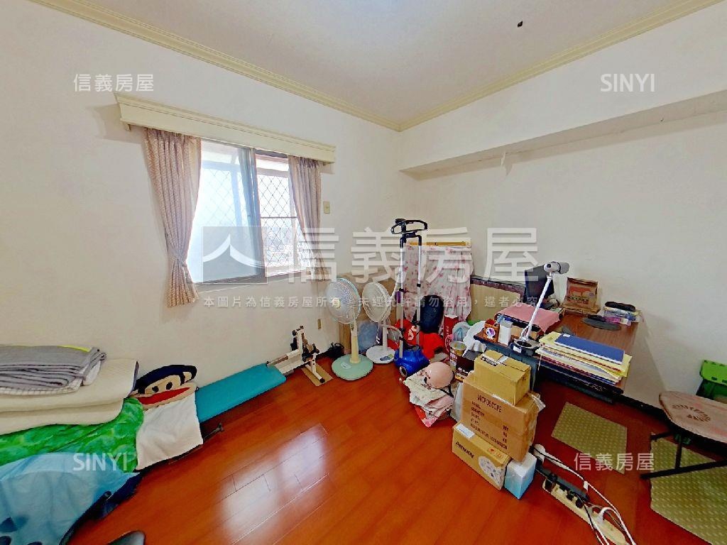 皇家宮廷採光美三房房屋室內格局與周邊環境