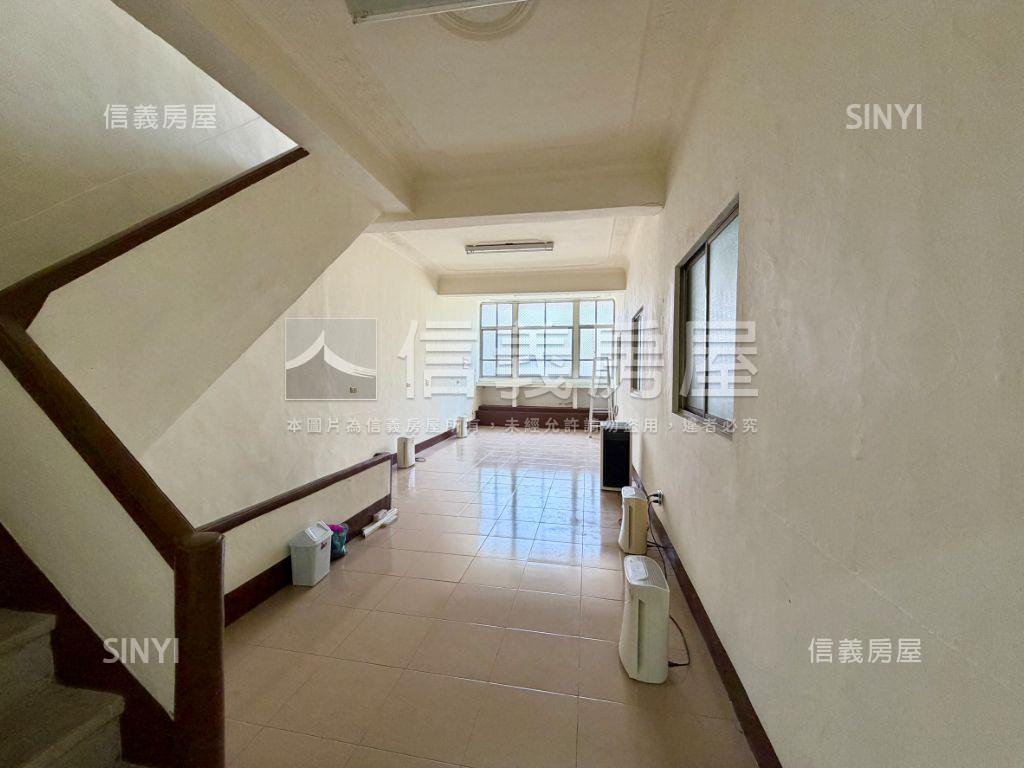 近美麗島☆正街小邊間透店房屋室內格局與周邊環境