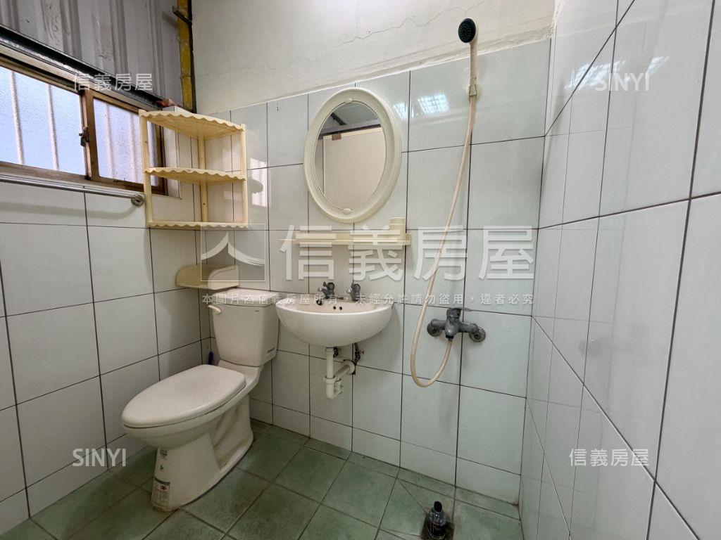 近美麗島☆正街小邊間透店房屋室內格局與周邊環境