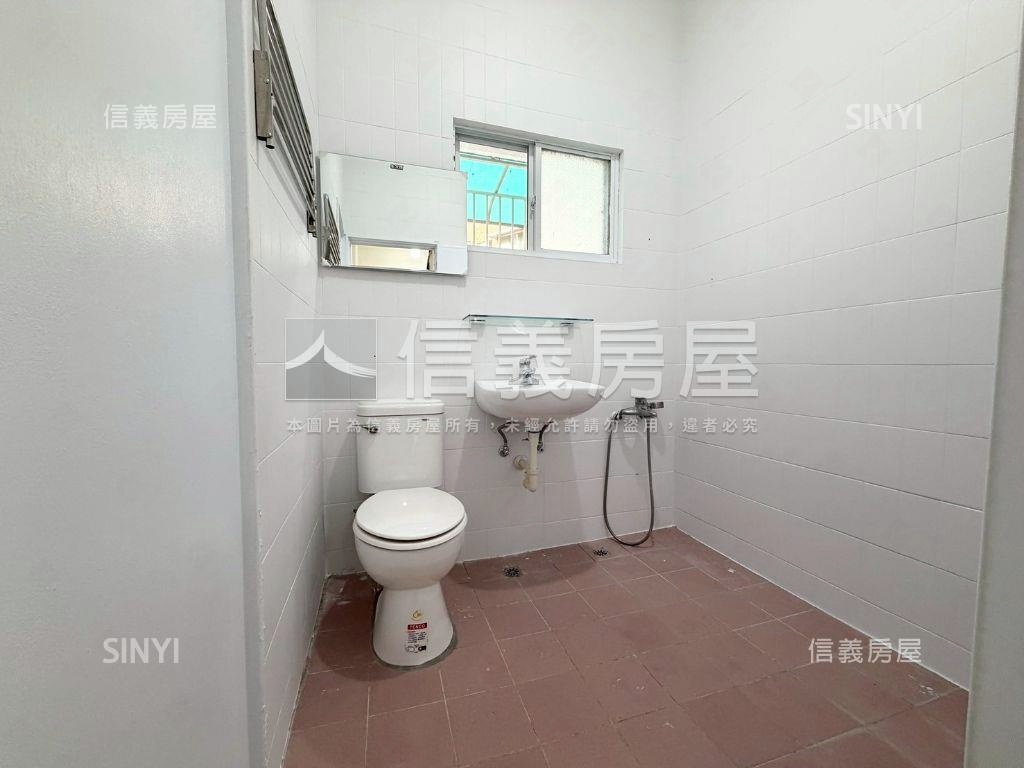 近成大｜面寬傳統透天房屋室內格局與周邊環境