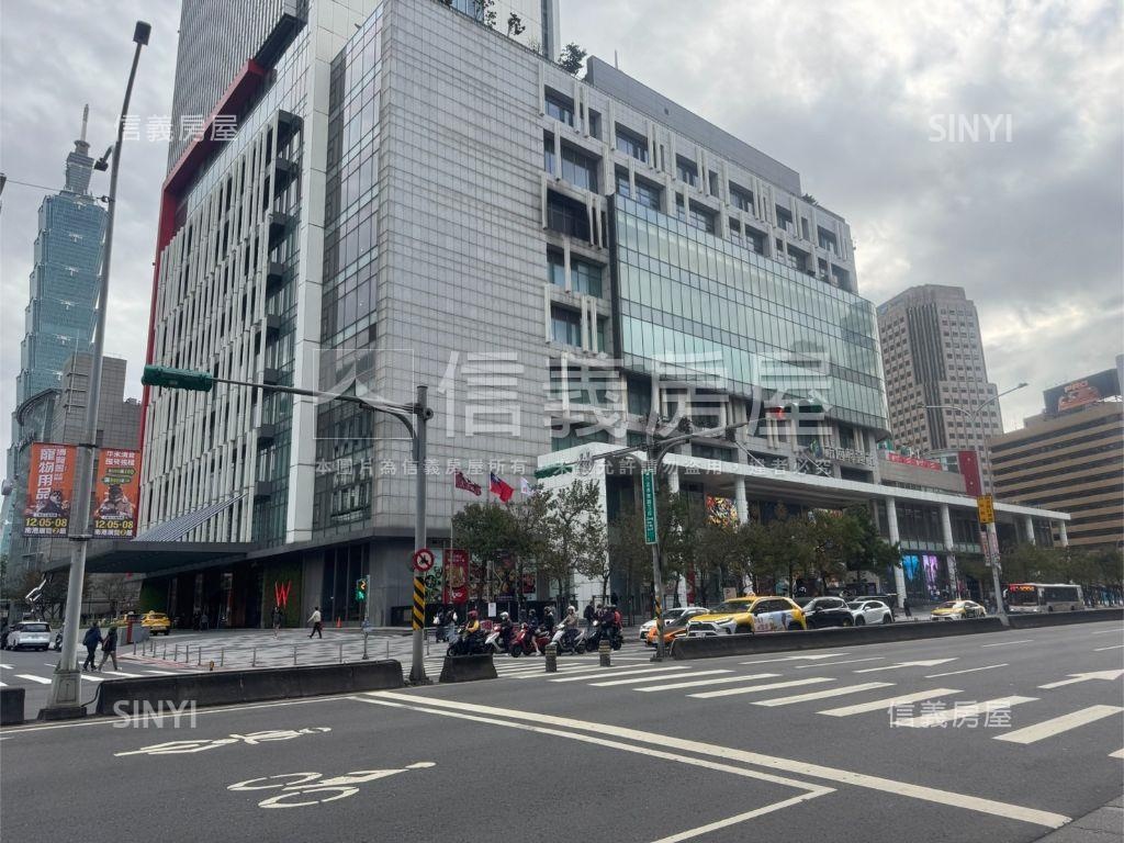 忠孝東路大店面房屋室內格局與周邊環境