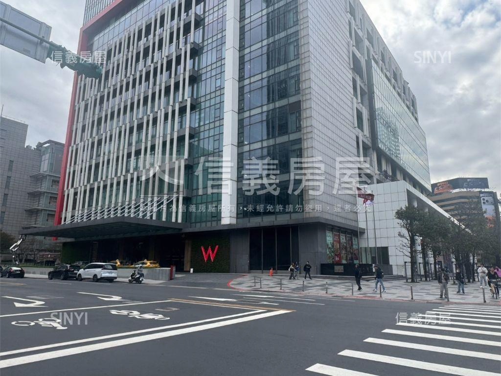 忠孝東路大店面房屋室內格局與周邊環境