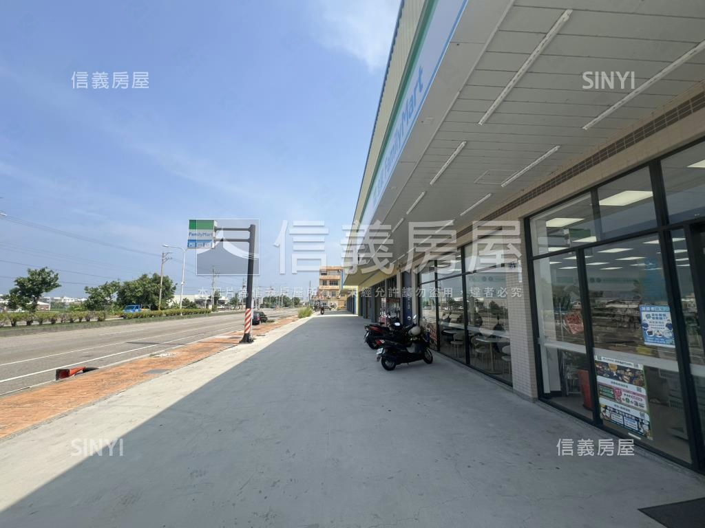 臨約３０米省道三角窗店面房屋室內格局與周邊環境