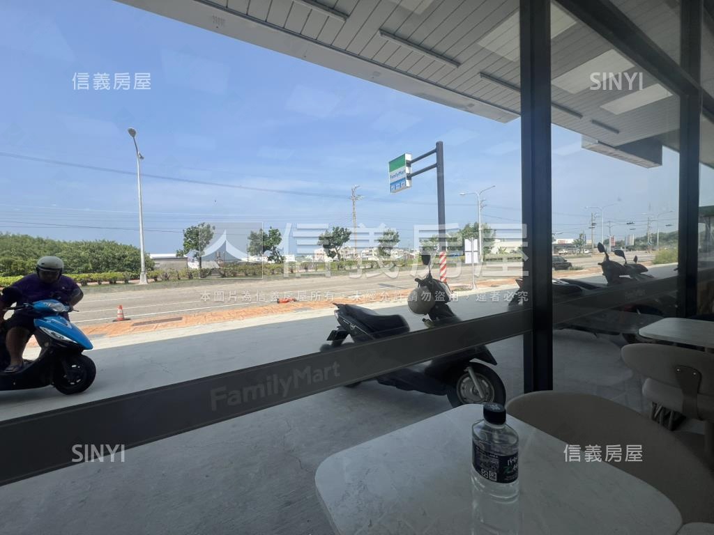 臨約３０米省道三角窗店面房屋室內格局與周邊環境