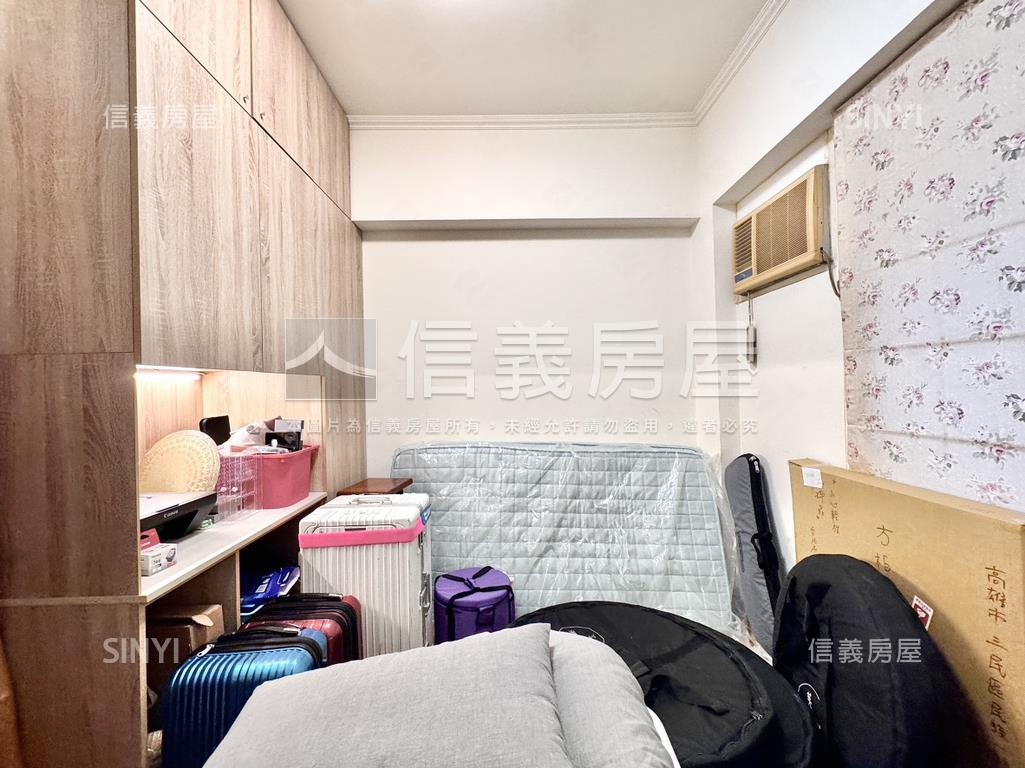 河堤公園景觀三房車位房屋室內格局與周邊環境