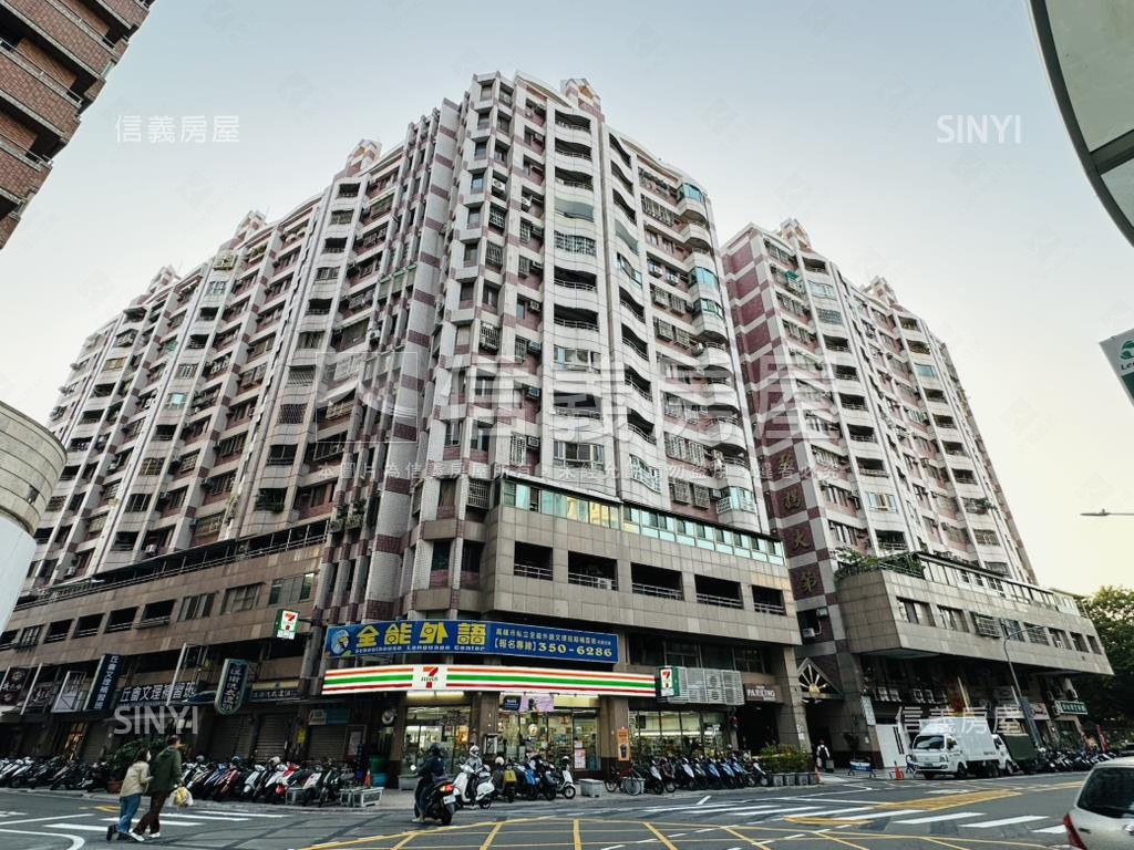 河堤公園景觀三房車位房屋室內格局與周邊環境