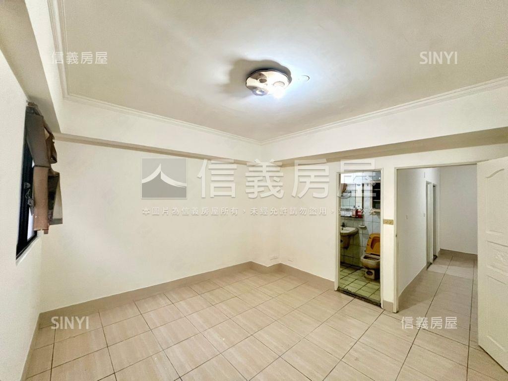 西門商圈中華路電梯華廈房屋室內格局與周邊環境