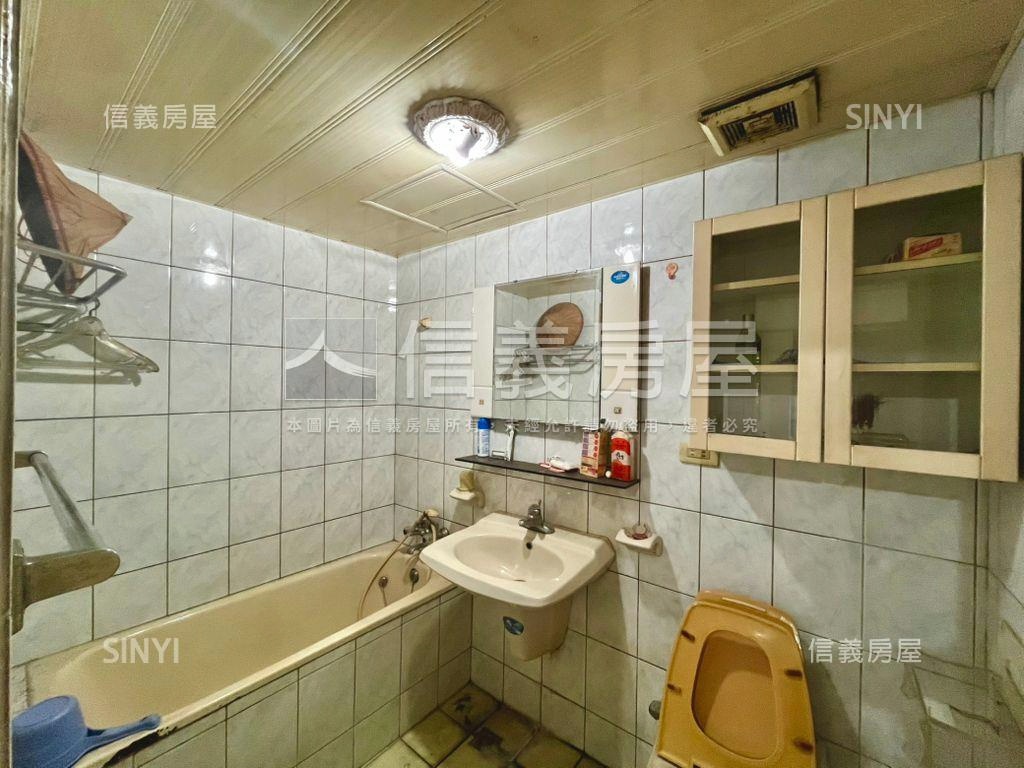 西門商圈中華路電梯華廈房屋室內格局與周邊環境