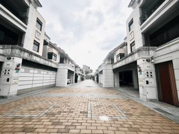 南科夢巴里３車庫透天豪墅