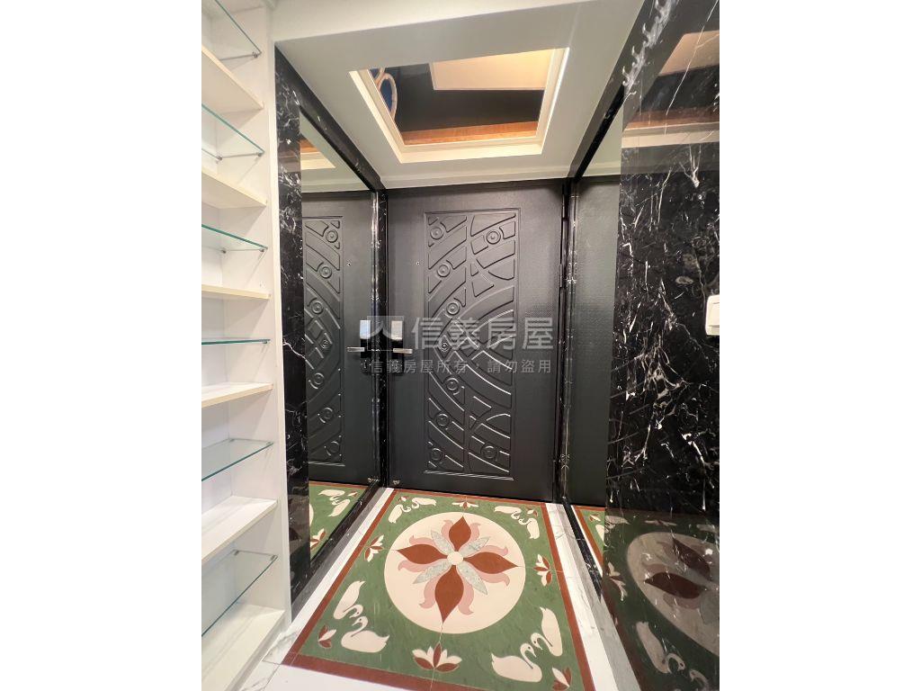 世紀庭園靚美宅房屋室內格局與周邊環境