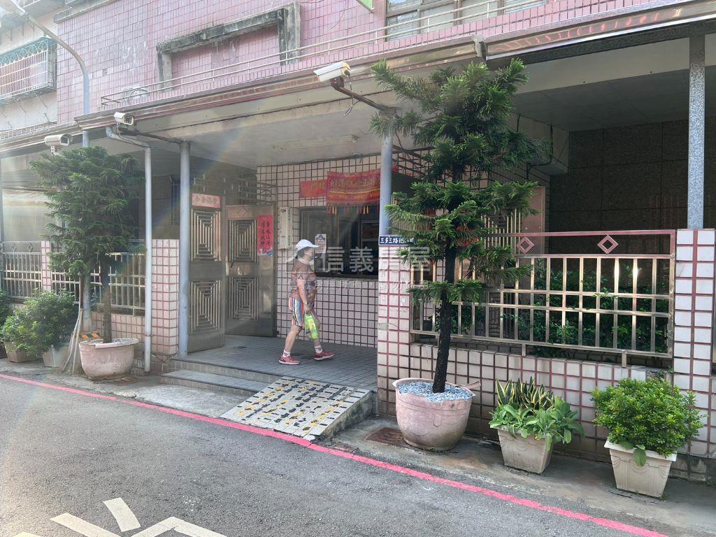 世紀庭園靚美宅房屋室內格局與周邊環境