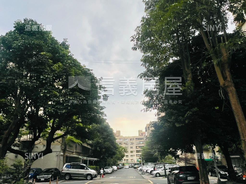 近捷運湖光國宅溫馨三房房屋室內格局與周邊環境
