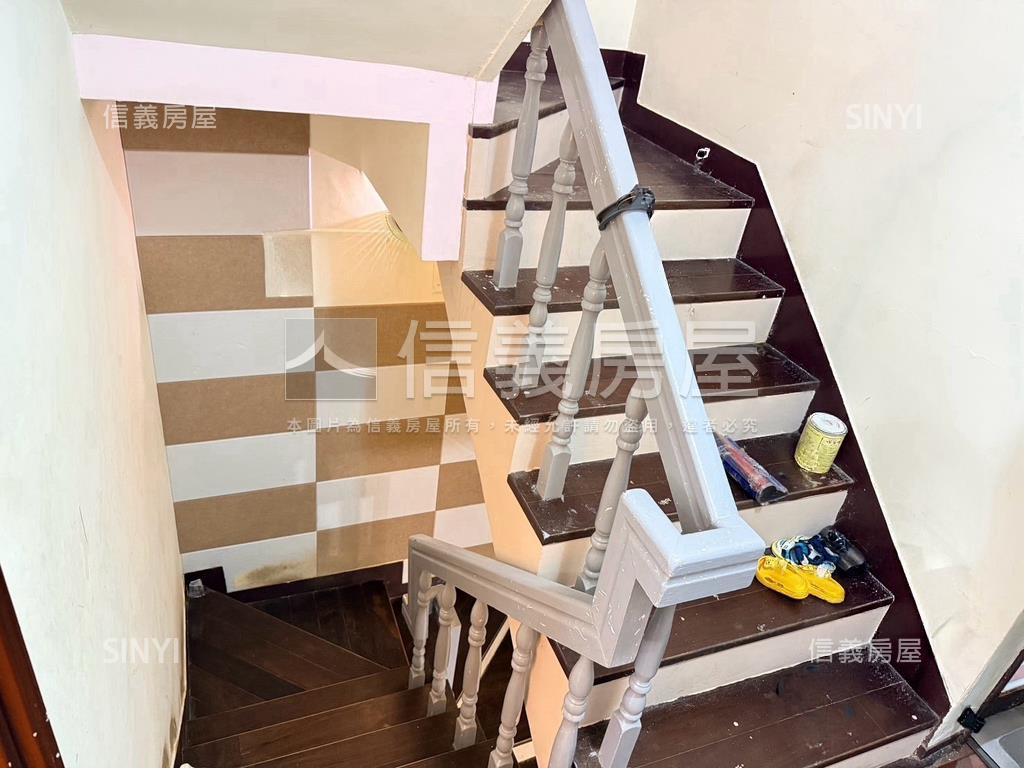 誠意出售低總價玫瑰中國城房屋室內格局與周邊環境