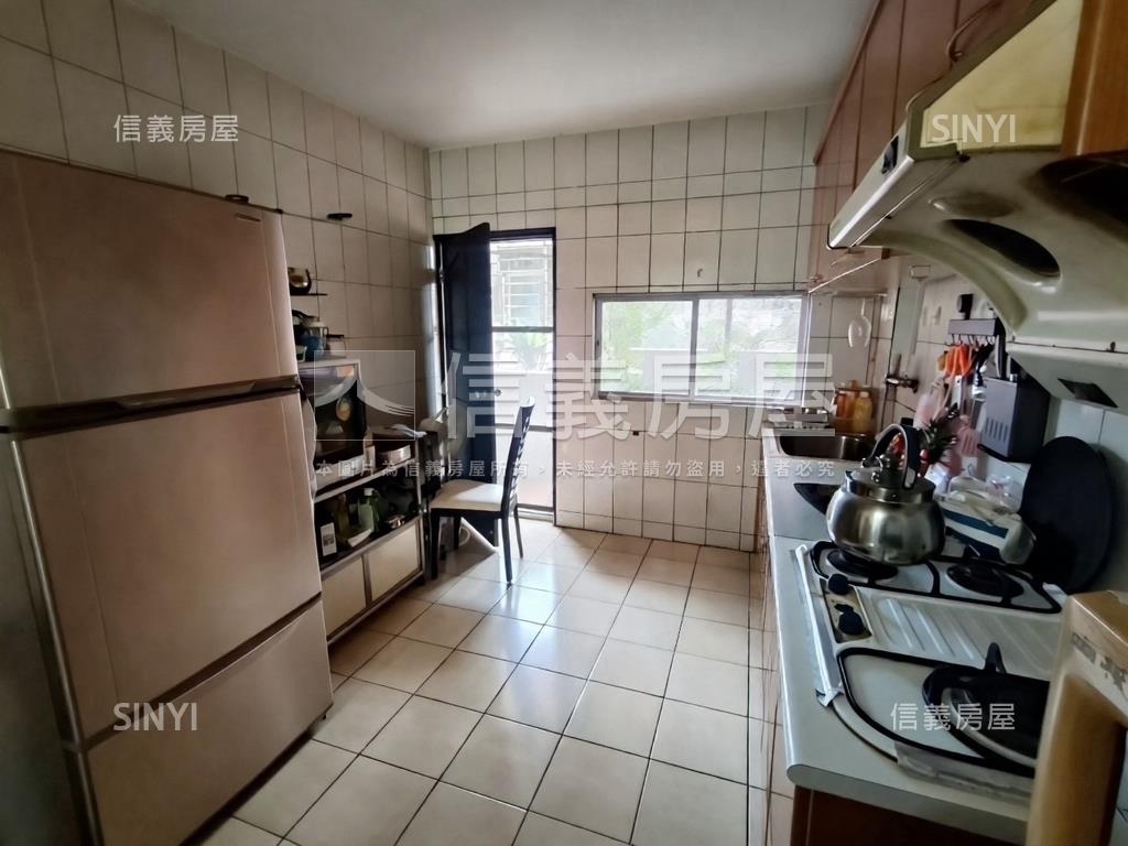 誠意出售低總價玫瑰中國城房屋室內格局與周邊環境