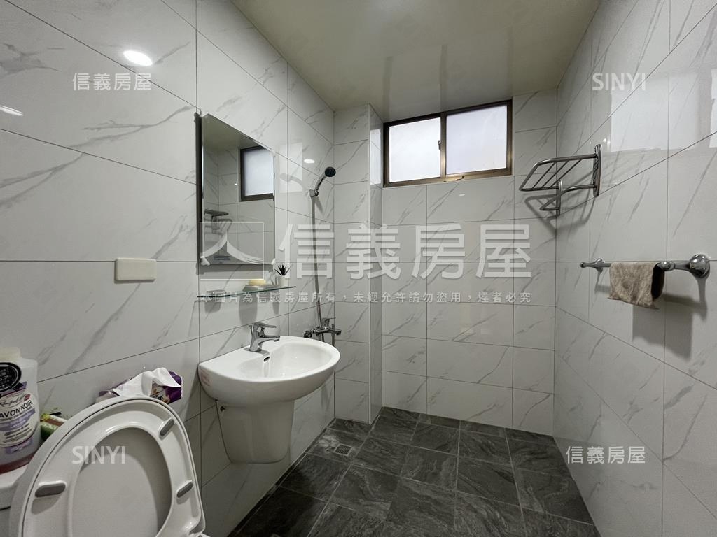 讚！近安平國小大兩房平車房屋室內格局與周邊環境