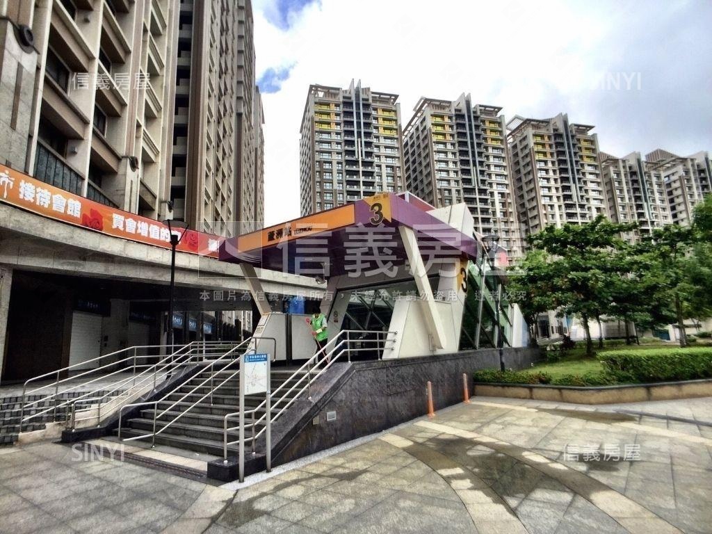 『蘆洲店面』生財三角窗房屋室內格局與周邊環境