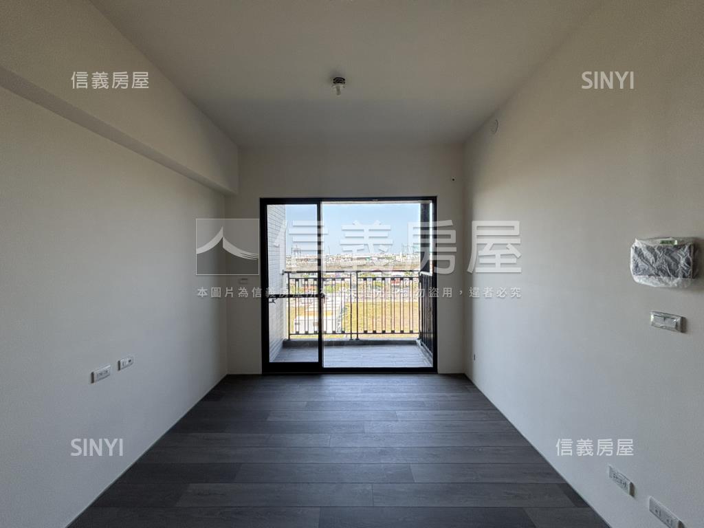 漢神百貨旁全新未住兩房房屋室內格局與周邊環境