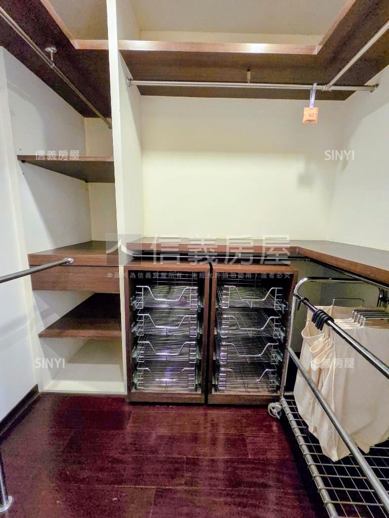 ♞東區華園靜巷美裝三房房屋室內格局與周邊環境