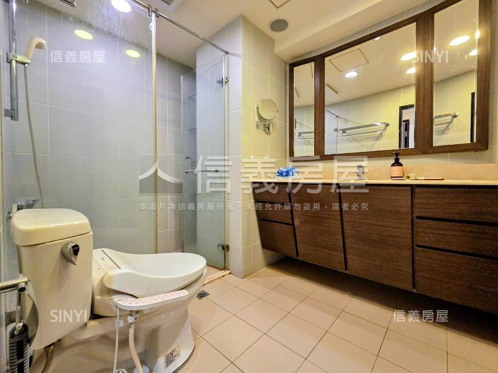 ♞東區華園靜巷美裝三房房屋室內格局與周邊環境