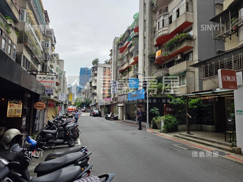 ♞東區華園靜巷美裝三房房屋室內格局與周邊環境
