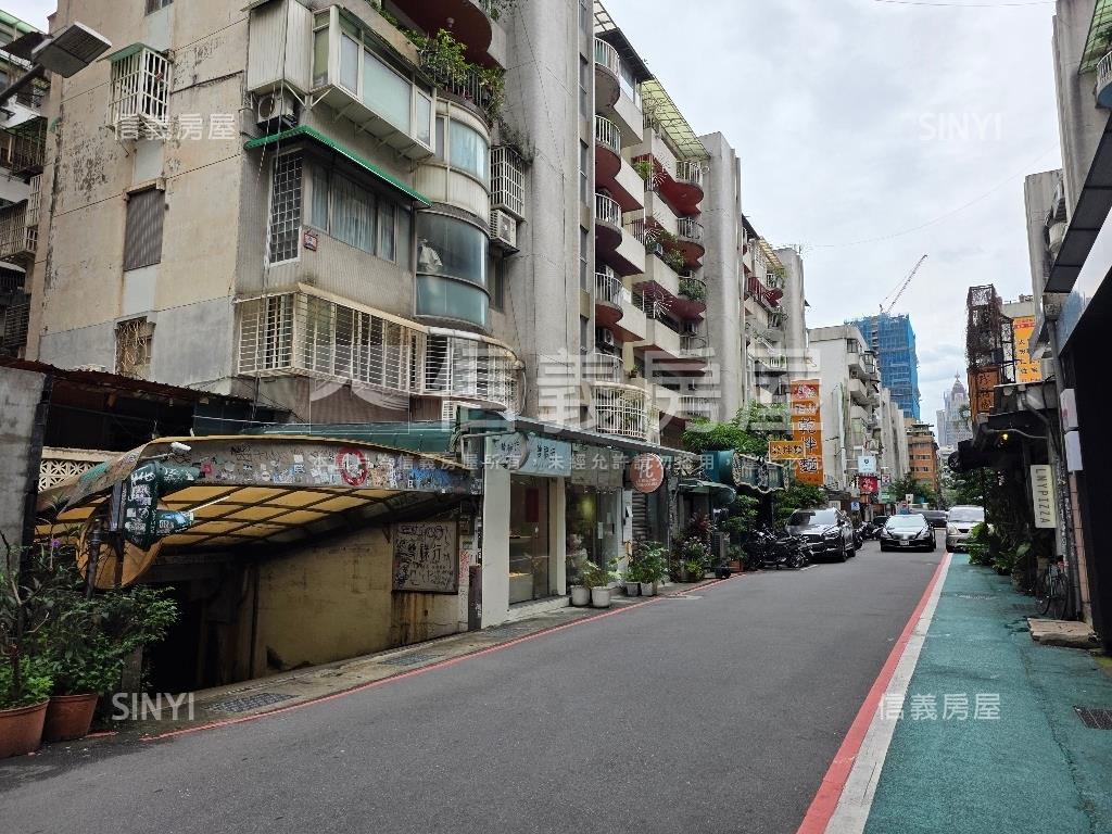 ♞東區華園靜巷美裝三房房屋室內格局與周邊環境