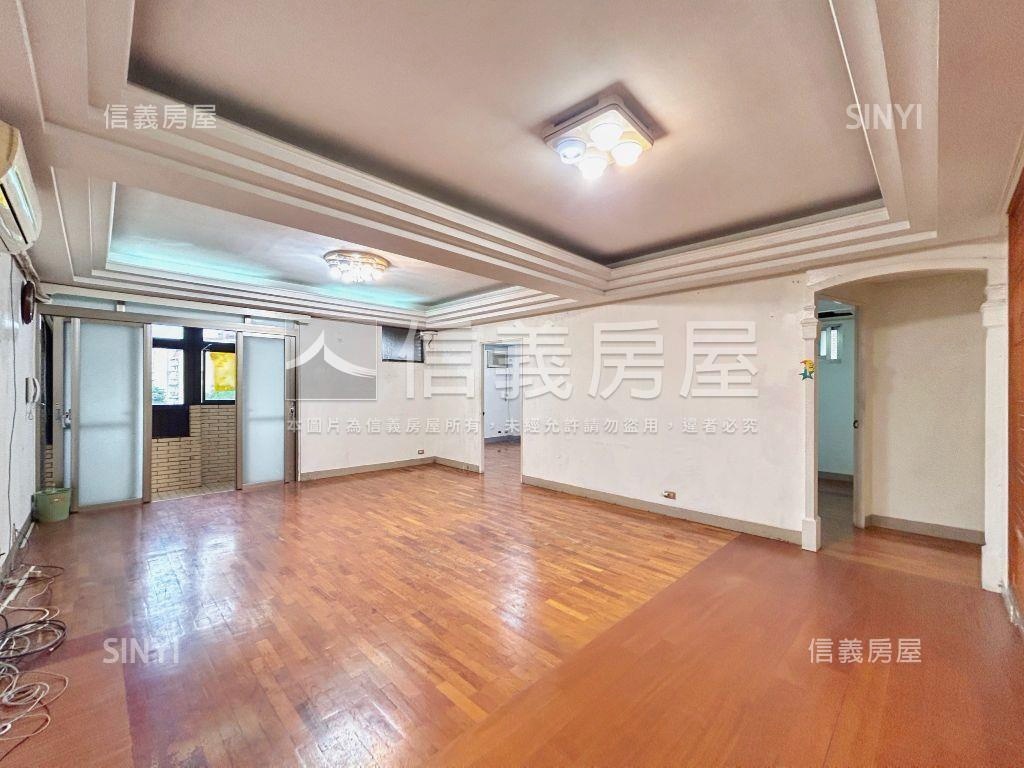 稀有邊間建福路方正三樓房屋室內格局與周邊環境