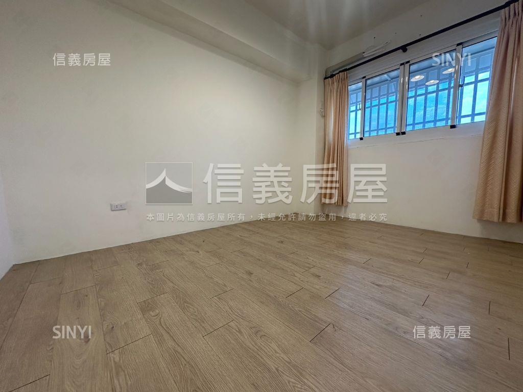 東區精品採光宅附車位房屋室內格局與周邊環境