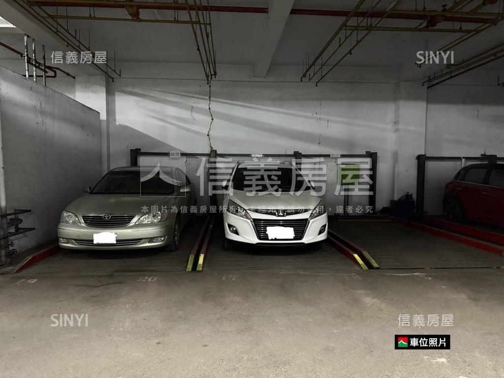 東區精品採光宅附車位房屋室內格局與周邊環境