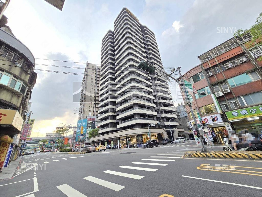 翔譽天心景觀二房車位房屋室內格局與周邊環境