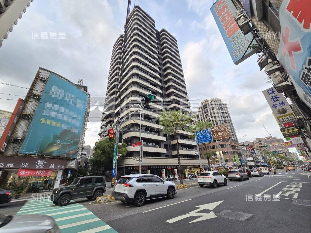 翔譽天心景觀二房車位房屋室內格局與周邊環境