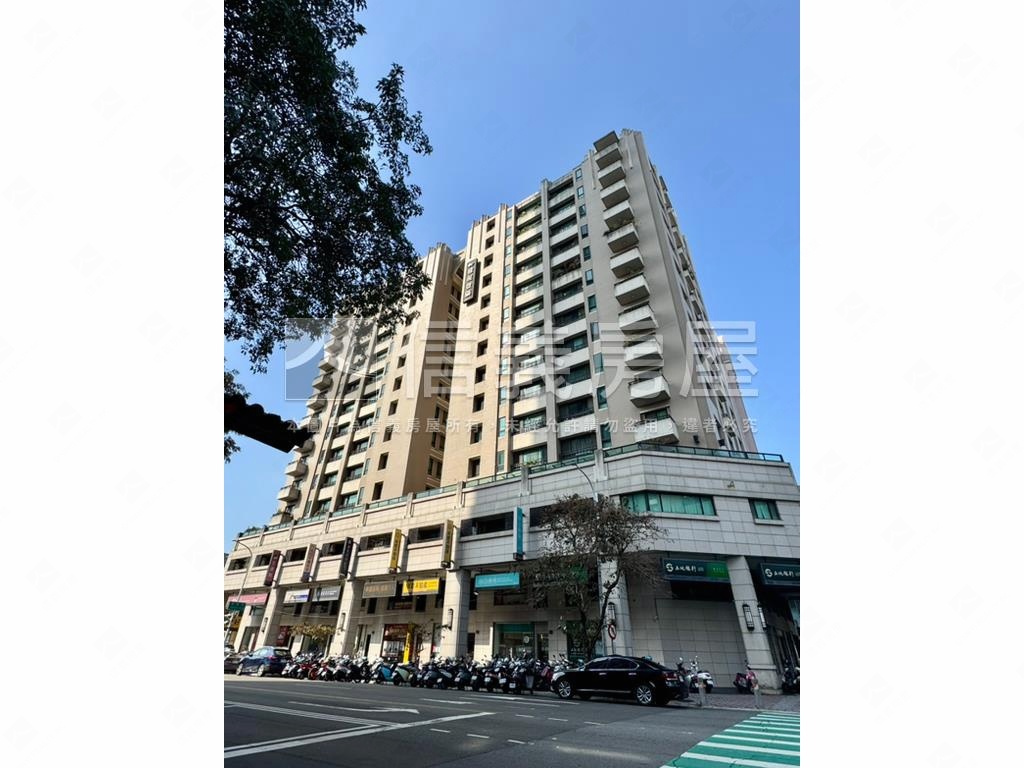 【專任】發現登陽四房平車房屋室內格局與周邊環境