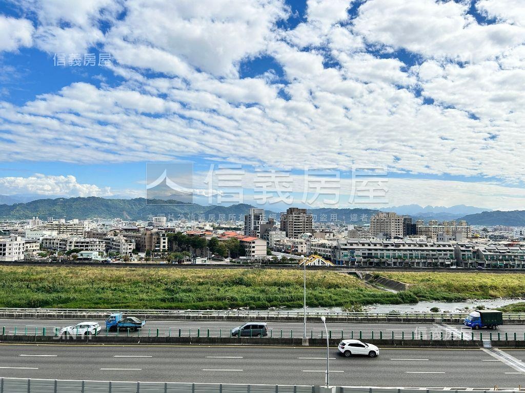 美山景視野大兩房平面車位房屋室內格局與周邊環境