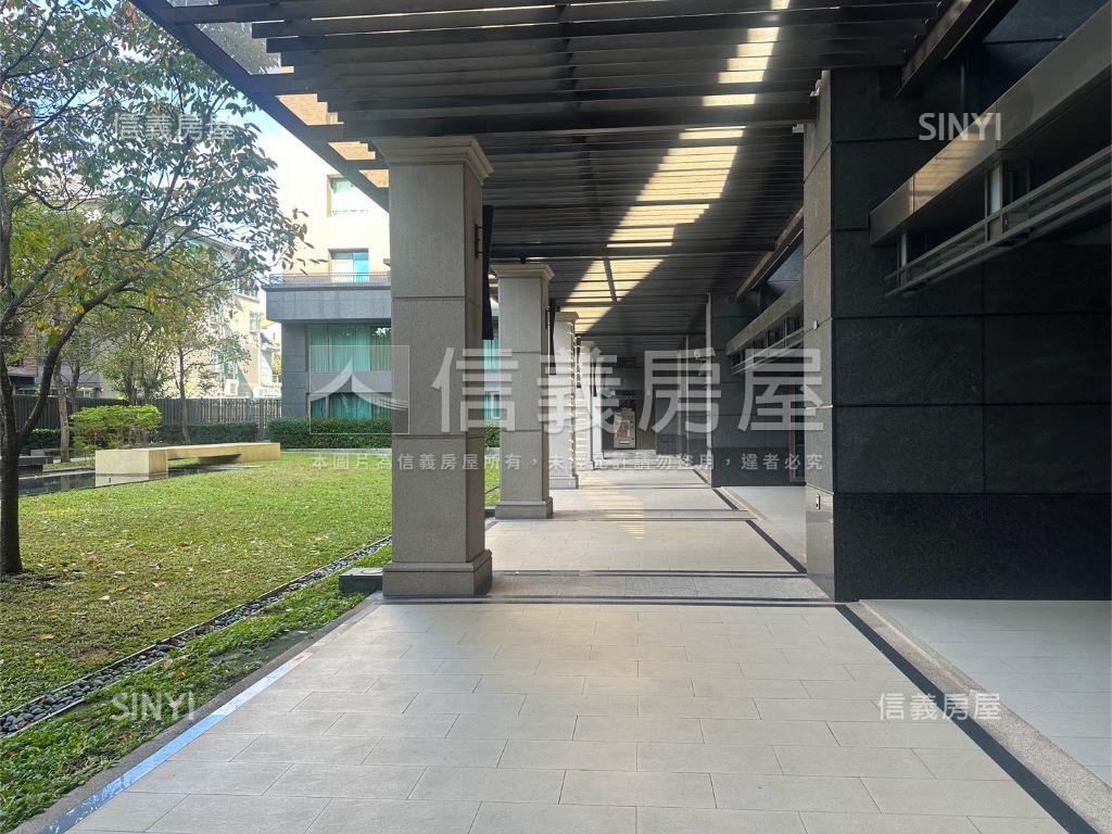 豐富公園旁四房平車房屋室內格局與周邊環境