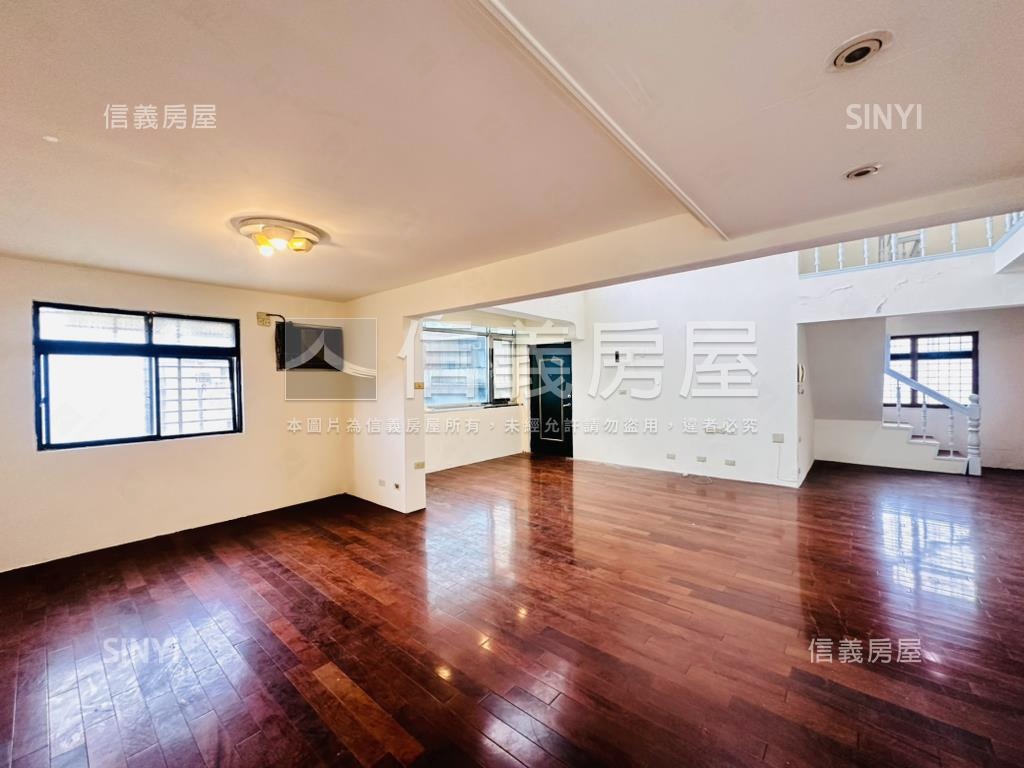 稀有獨棟｜三面豪景美宅房屋室內格局與周邊環境