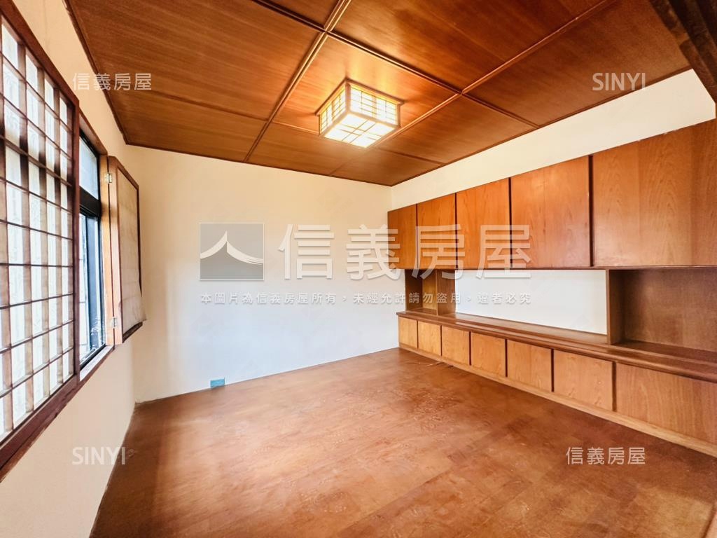 稀有獨棟｜三面豪景美宅房屋室內格局與周邊環境