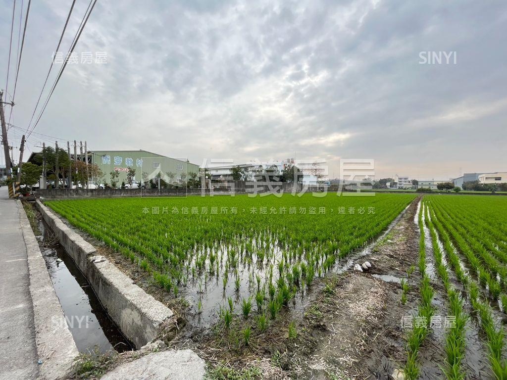 烏日國三週邊方正美農地房屋室內格局與周邊環境