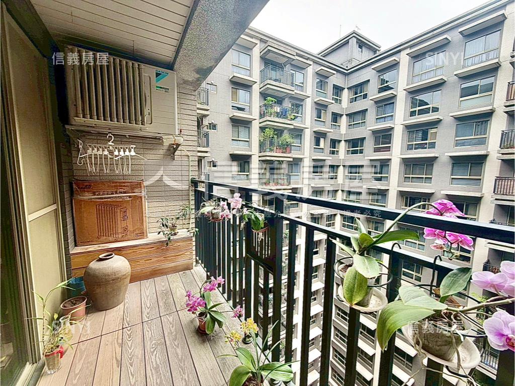 協和紀高樓景觀三房車位房屋室內格局與周邊環境