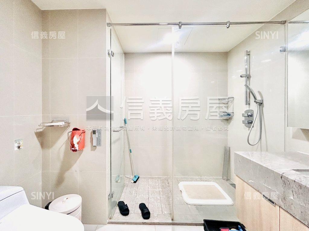 文南仰真裝潢雙主臥雙平車房屋室內格局與周邊環境