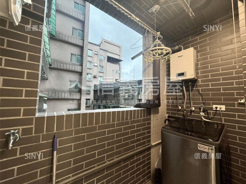 日健居精裝電梯兩房房屋室內格局與周邊環境