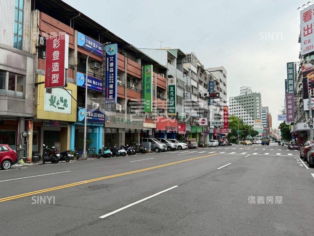 可收租自用。漢口商圈店面房屋室內格局與周邊環境