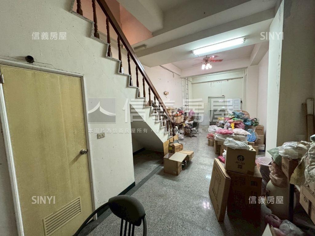 可收租自用。漢口商圈店面房屋室內格局與周邊環境