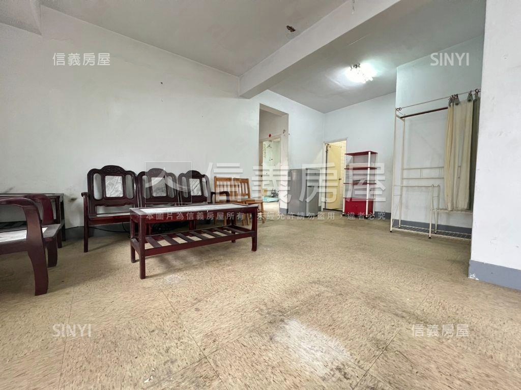 東南科大公寓四樓頂加房屋室內格局與周邊環境