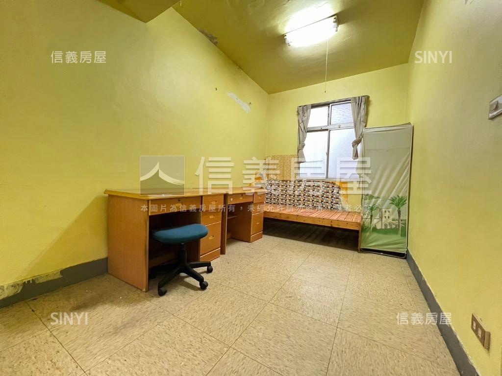 東南科大公寓四樓頂加房屋室內格局與周邊環境