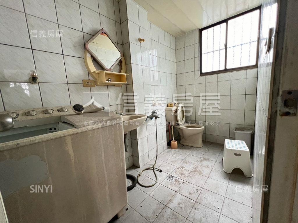 東南科大公寓四樓頂加房屋室內格局與周邊環境